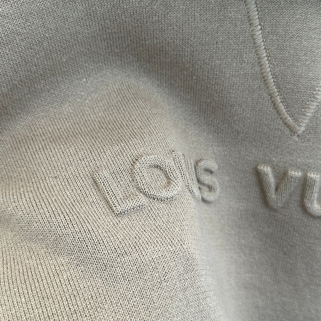 Sudadera Louis Vuitton Minimalist Style Letters