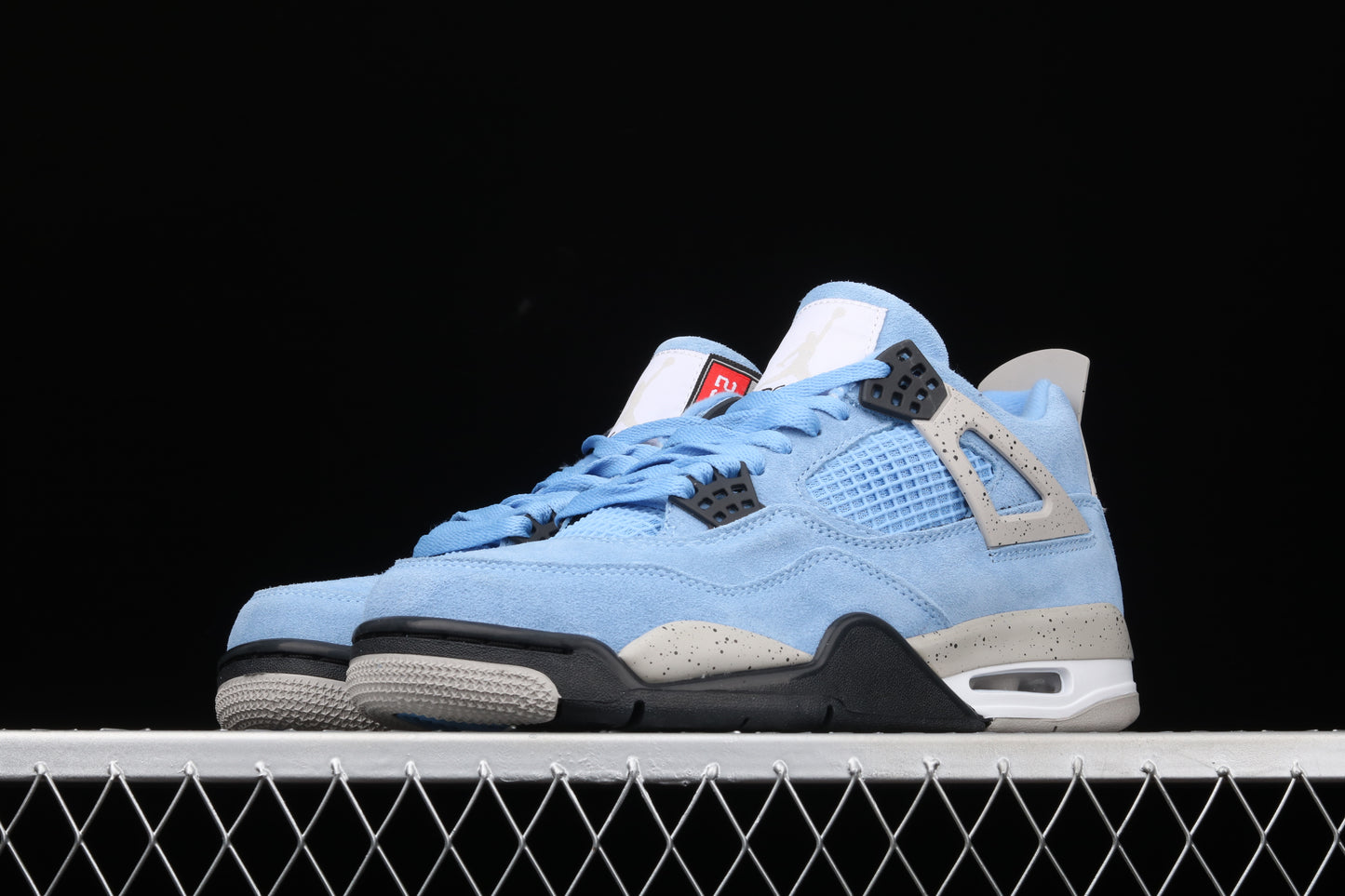 Jordan 4 University Blue