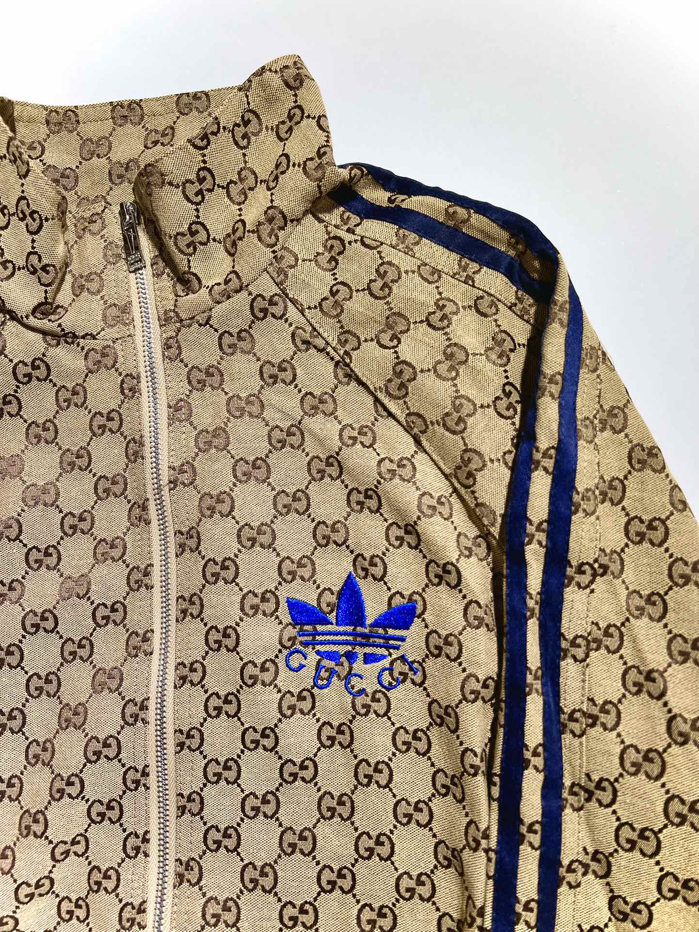 Chamarra GucciXAdidas Monogram/Stripes