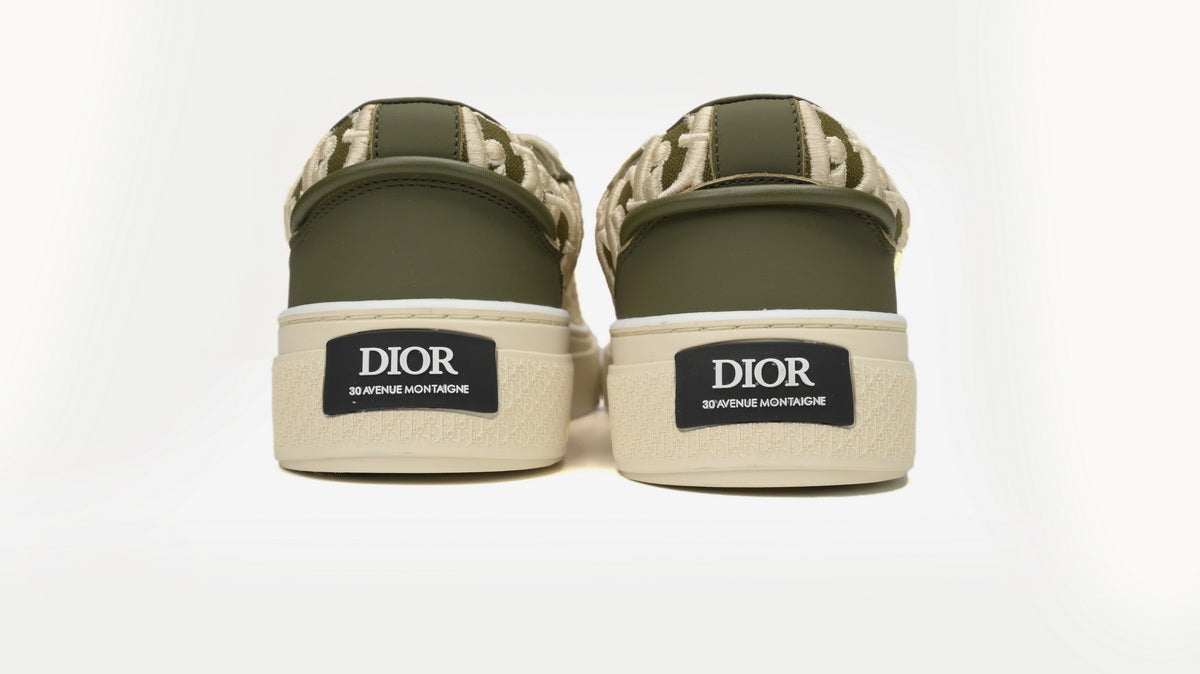 Dior B33 khaki Smooth Calfskin Oblique Raised