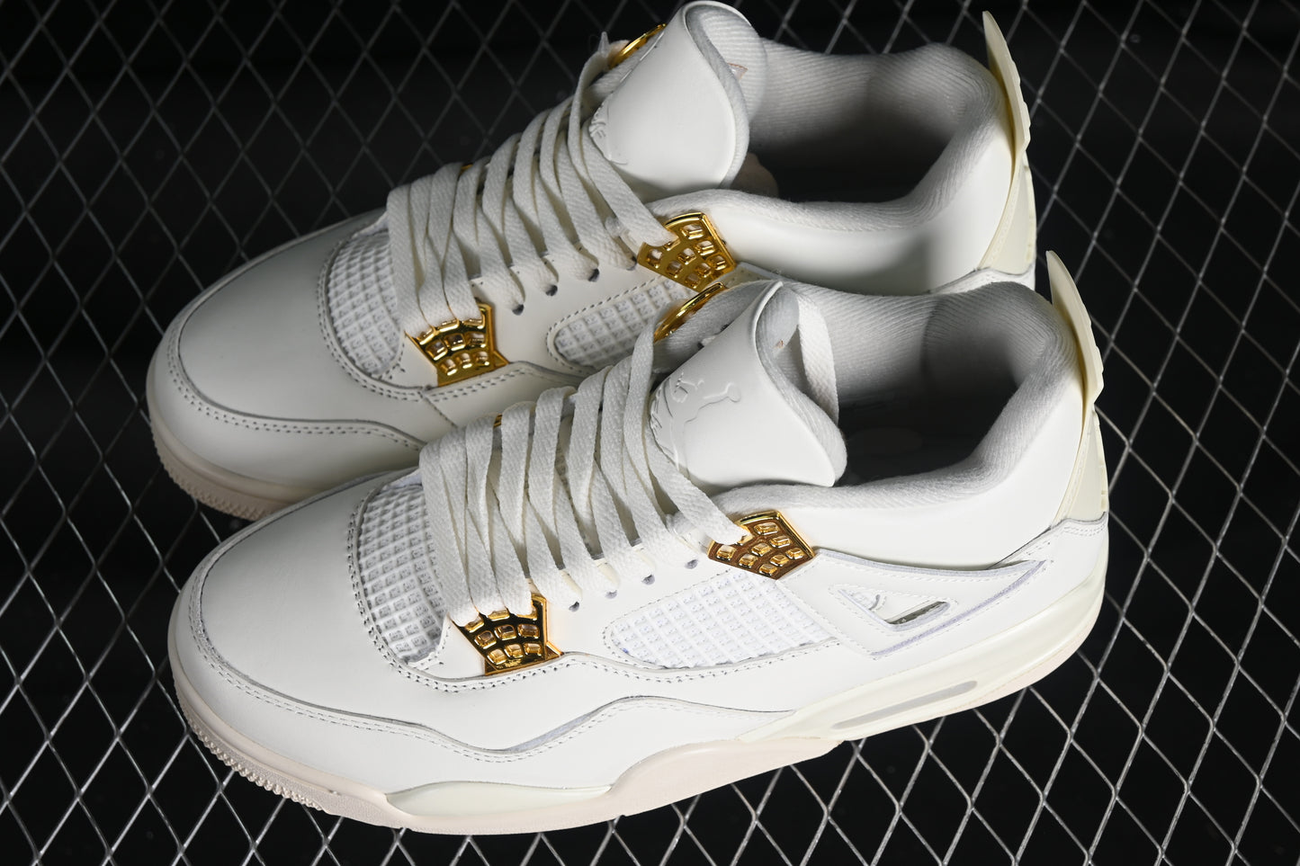 Jordan 4  Retro Metallic Gold