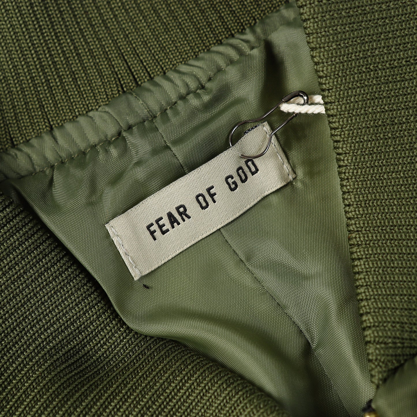 Chaqueta FEAR OF GOD ESSENTIALS CBW