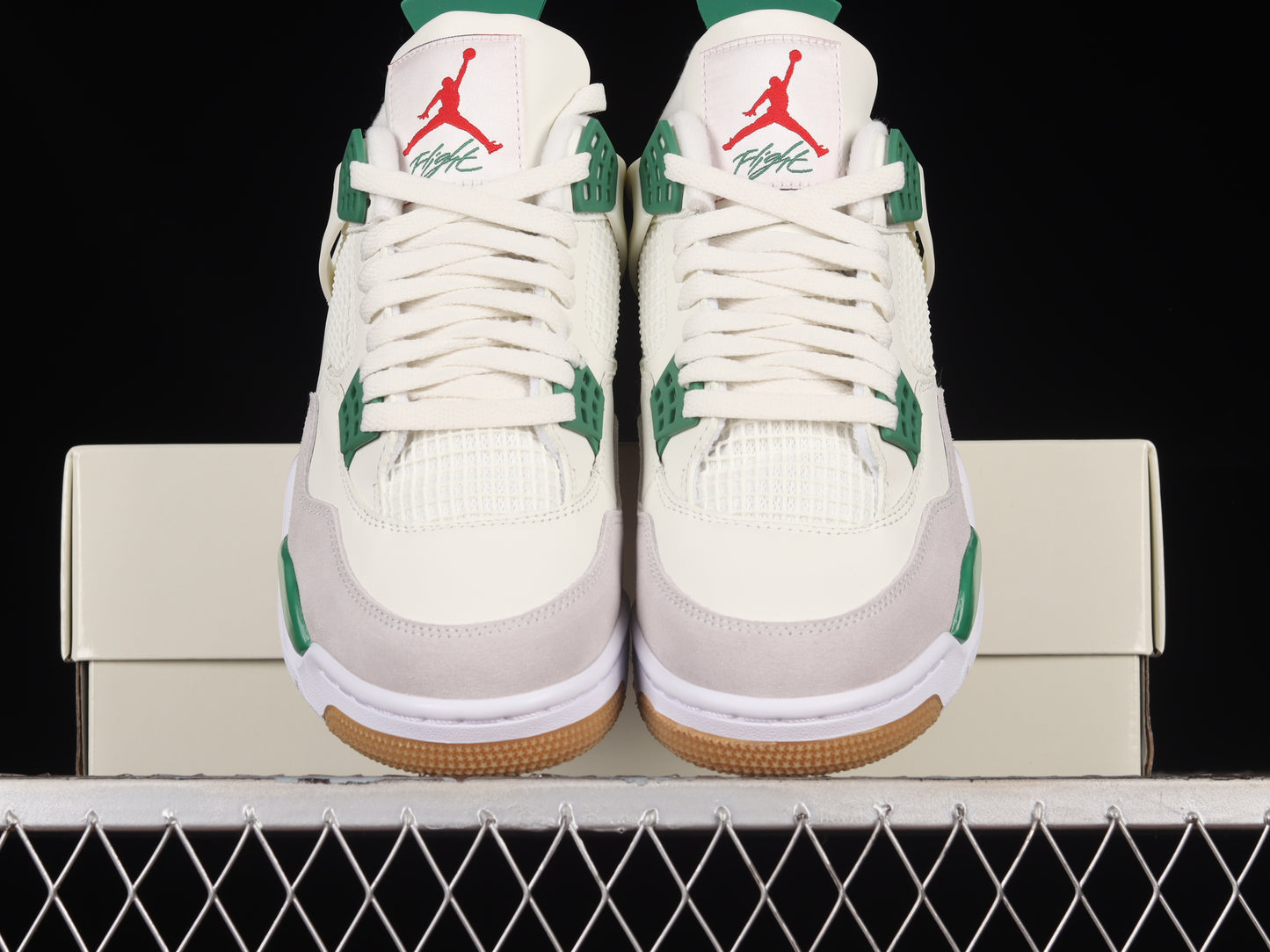 Jordan 4 Retro SB Pine Green