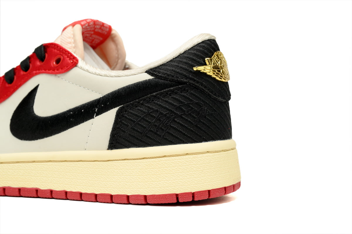 Jordan 1 Retro Low Trophy Room Away