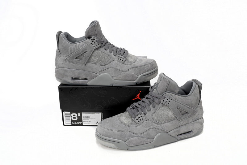 Jordan 4 retro Kaws