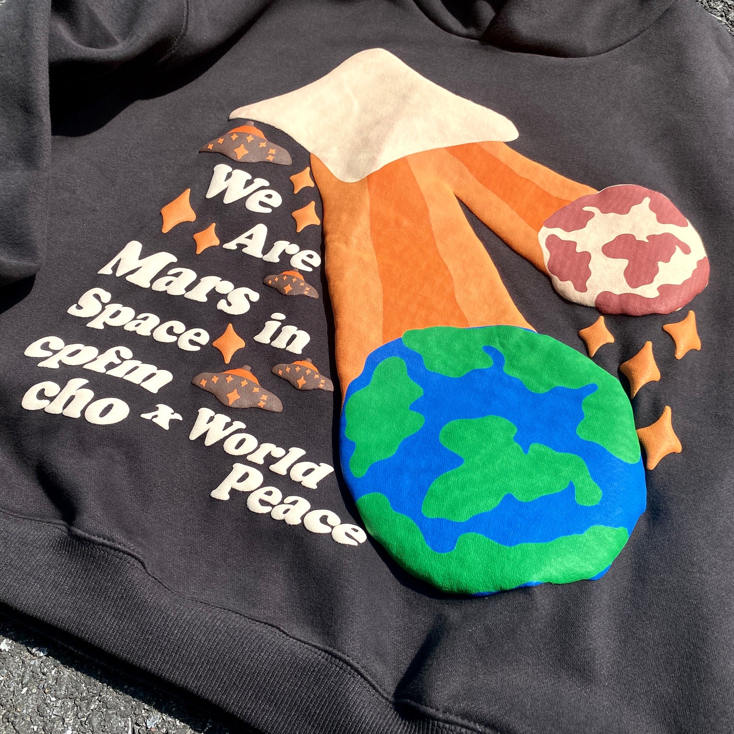 Sudadera Kanye west We are Mars CPFM x World Peace