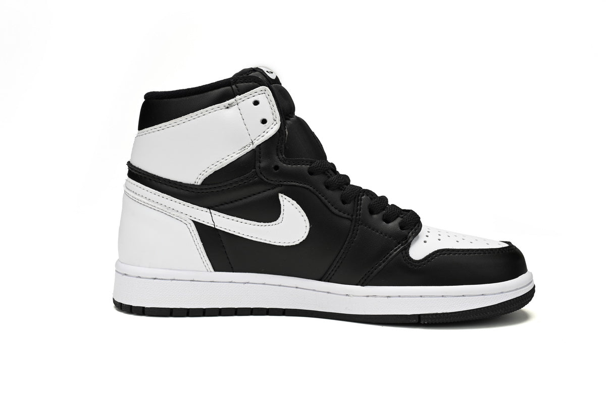 Jordan 1 high  Panda Reverse