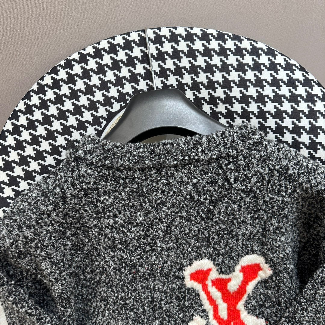 Sueter Louis Vuitton Red Logo