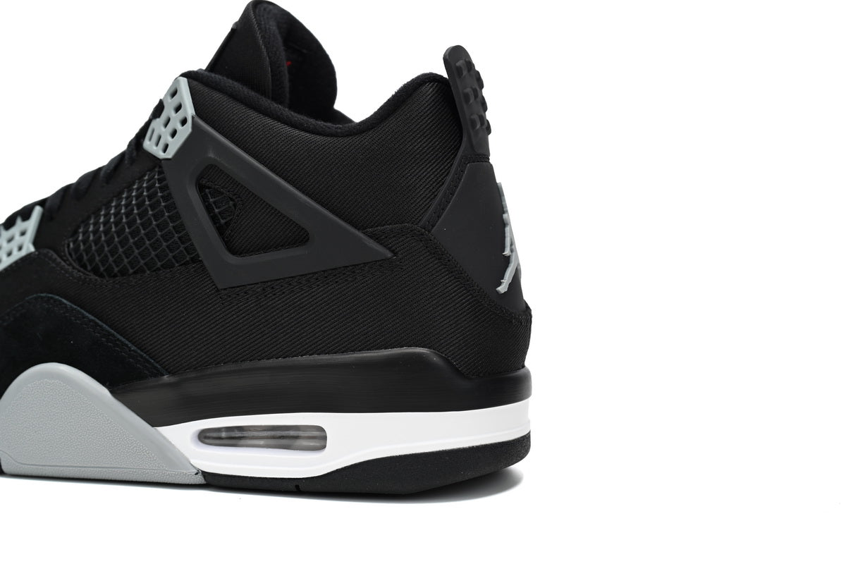 Jordan 4 Retro Black Vangas