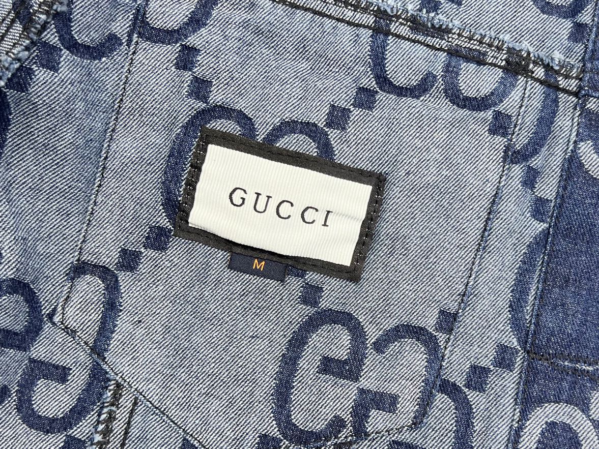 Chaqueta  mezclilla Gucci GG monogram Base