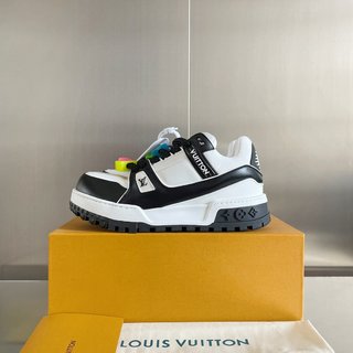 Louis Vuitton LV Trainer Maxi BWhite black