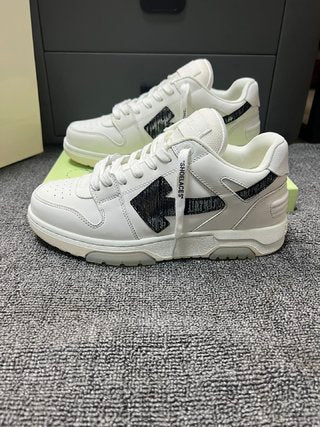 OFF-WHITE out of OFFICE low tops White SS21