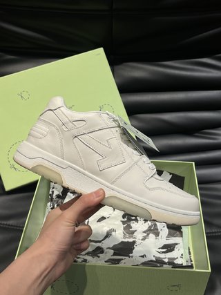 OFF-WHITE out of OFFICE calf leather